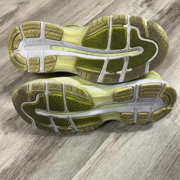 ASICS Women’s Gel-Nimbus 20 Limelight T850N Athletic Sneakers Running Shoes / 9 - Picture 8 of 8